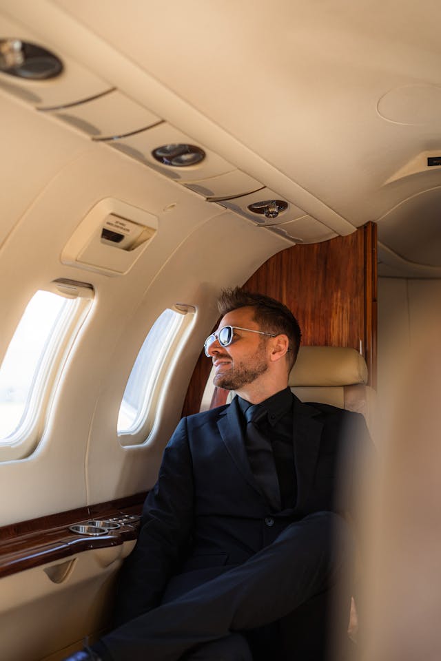 PRIVATE PLANES